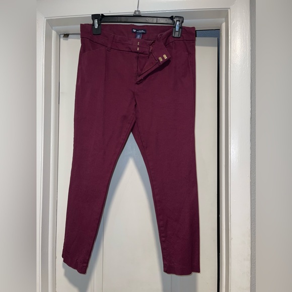 GAP Maroon Pant - Picture 4 of 8